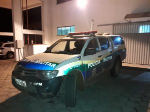 MÃE DE FORAGIDO É DETIDA POR PORTE ILEGAL DE ARMA DE FOGO EM VILHENA - News Rondônia