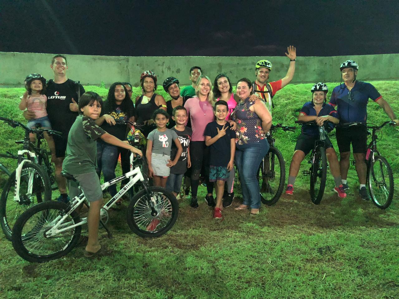 ENTORNO DO VIADUTO DA CAMPOS SALES RECEBE MUDAS DE IPÊ AMARELO - News Rondônia