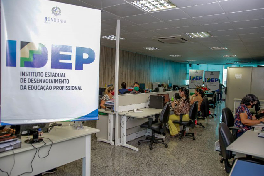 Para desempenhar excelência na prestação de serviços, Governo lança 'Plano de Formação para Servidores' - News Rondônia