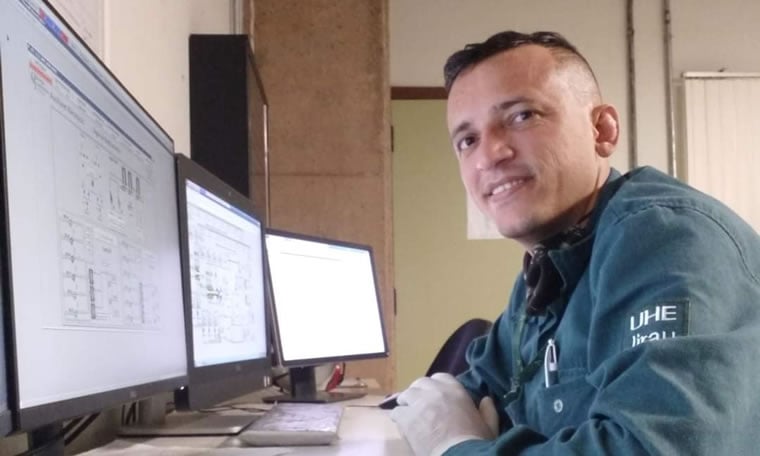 Deputado Anderson Pereira vai entregar Medalha de Mérito Legislativo a eletrotécnico que salvou bebê de sete meses durante incêndio em residência - News Rondônia