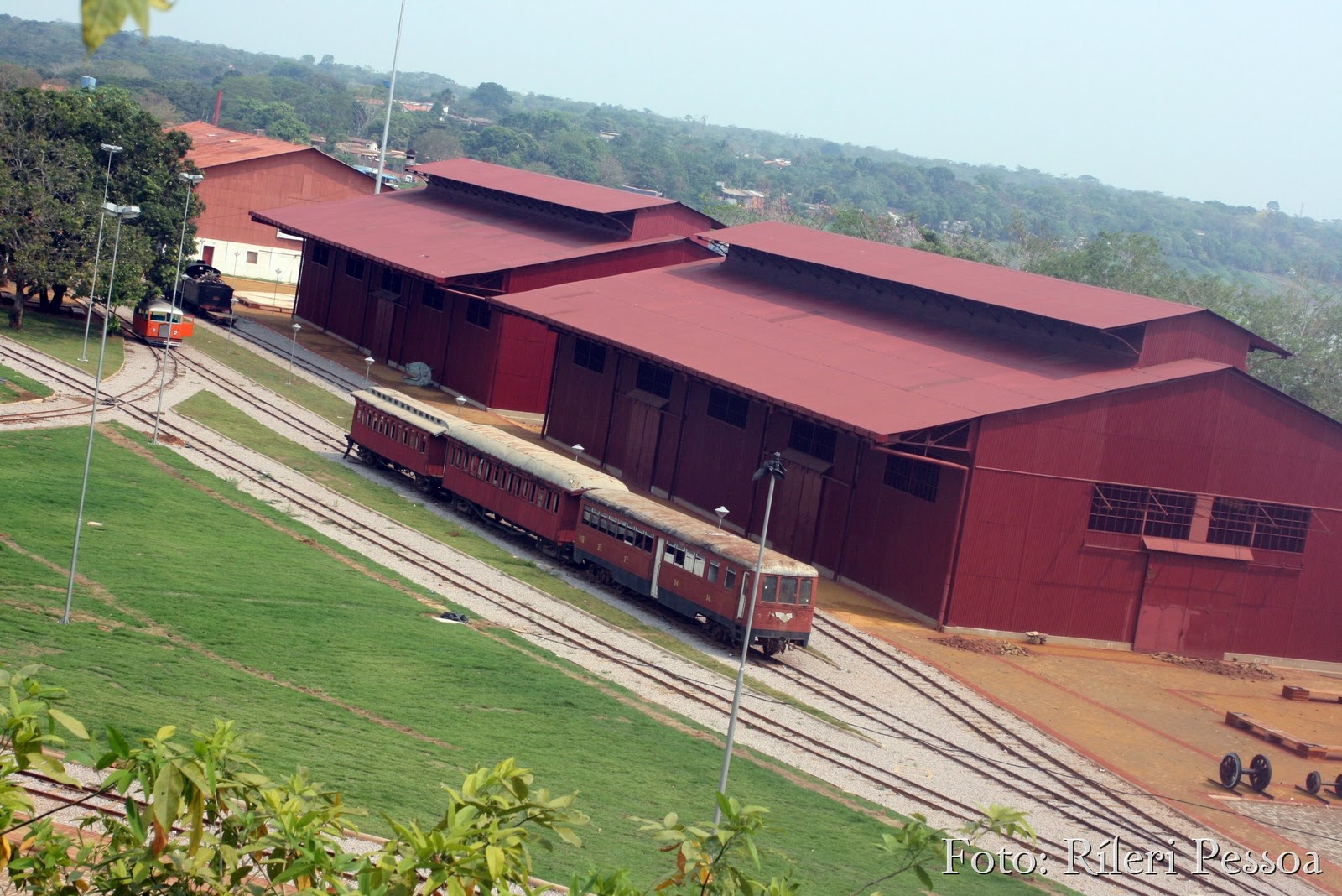 TURISTAS E VISITANTES LAMENTAM SUPOSTOS DESMONTE DO COMPLEXO FERROVIÁRIO E FAZEM SUGESTÕES - News Rondônia