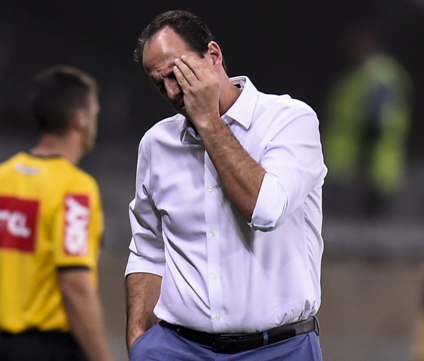 SEM CLIMA COM JOGADORES E DIRETORIA, ROGÉRIO CENI TEM REUNIÃO NO CRUZEIRO PARA DEFINIR SAÍDA - News Rondônia