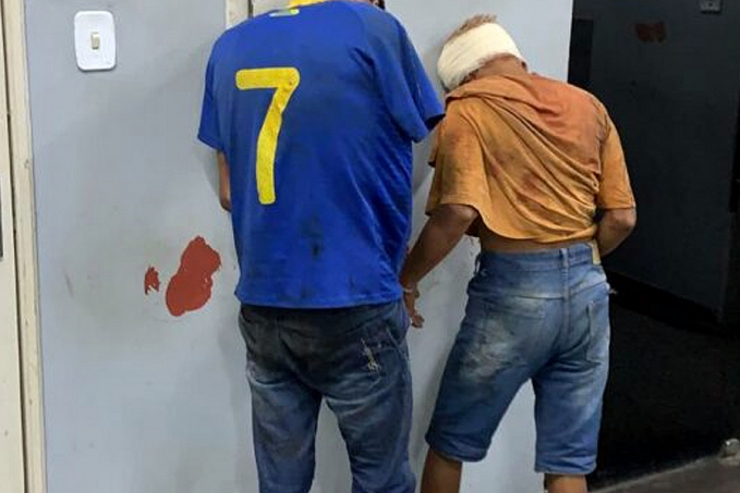 Ladrões de celular são brutalmente espancado pela população no bairro Nova Cidade; imagens fortes - News Rondônia