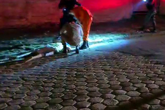 HOMICÍDIO: Homem é executado a tiros enquanto caminhava na rua - News Rondônia