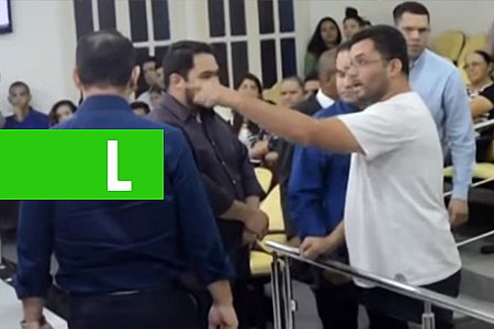 VÍDEO: AOS GRITOS, HOMEM INVADE CULTO E DIZ QUE PASTOR DA ASSEMBLEIA DE DEUS SAIU COM SUA ESPOSA - News Rondônia