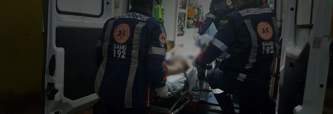 NO CENTRO - BRIGA TERMINA COM HOMEM ESFAQUEADO NA AVENIDA 7 DE SETEMBRO - News Rondônia