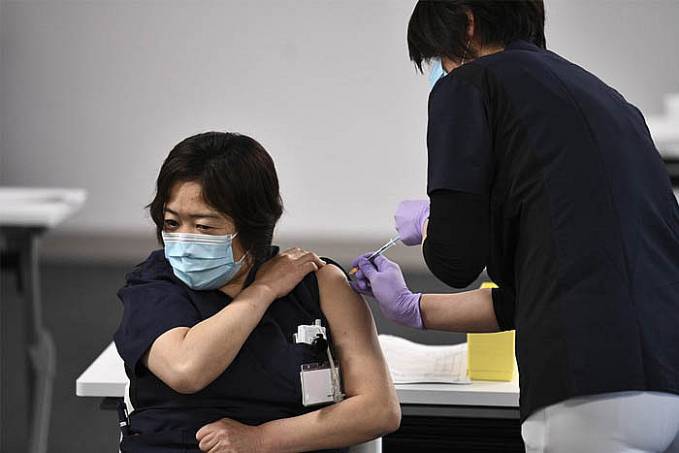 A cinco meses da Olimpíada, Japão inicia campanha de vacinação contra Covid-19 - News Rondônia