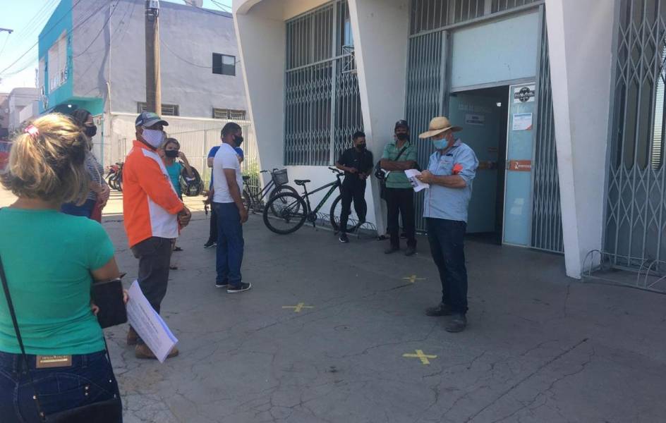 Clientes se revoltam após passar horas em fila e denunciam mau atendimento na agência da Energisa, em Vilhena - News Rondônia