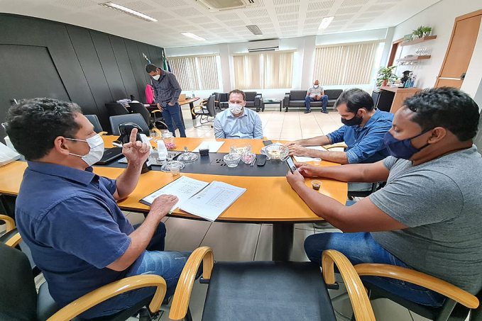 Presidente Alex Redano recebe demandas do sindicato dos servidores do DER - News Rondônia
