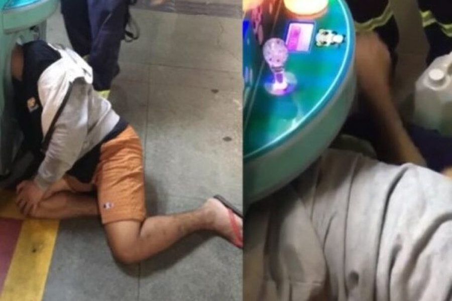Vídeo: homem fica com a cabeça presa ao tentar furtar máquina de ursinhos de pelúcia - News Rondônia