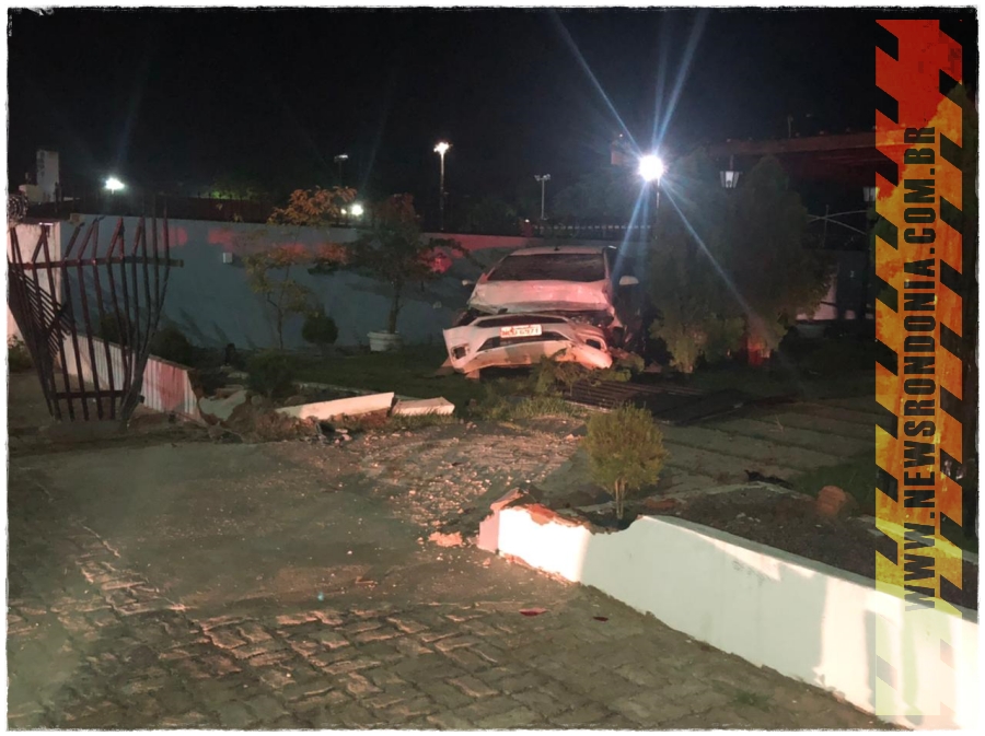 Jovem pega táxi da mãe escondido, empresta para o amigo que causa capotamento na capital - News Rondônia