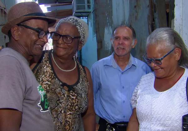 IRMÃS RECONHECEM PELA TV O IRMÃO QUE NÃO VIAM HÁ 30 ANOS - News Rondônia