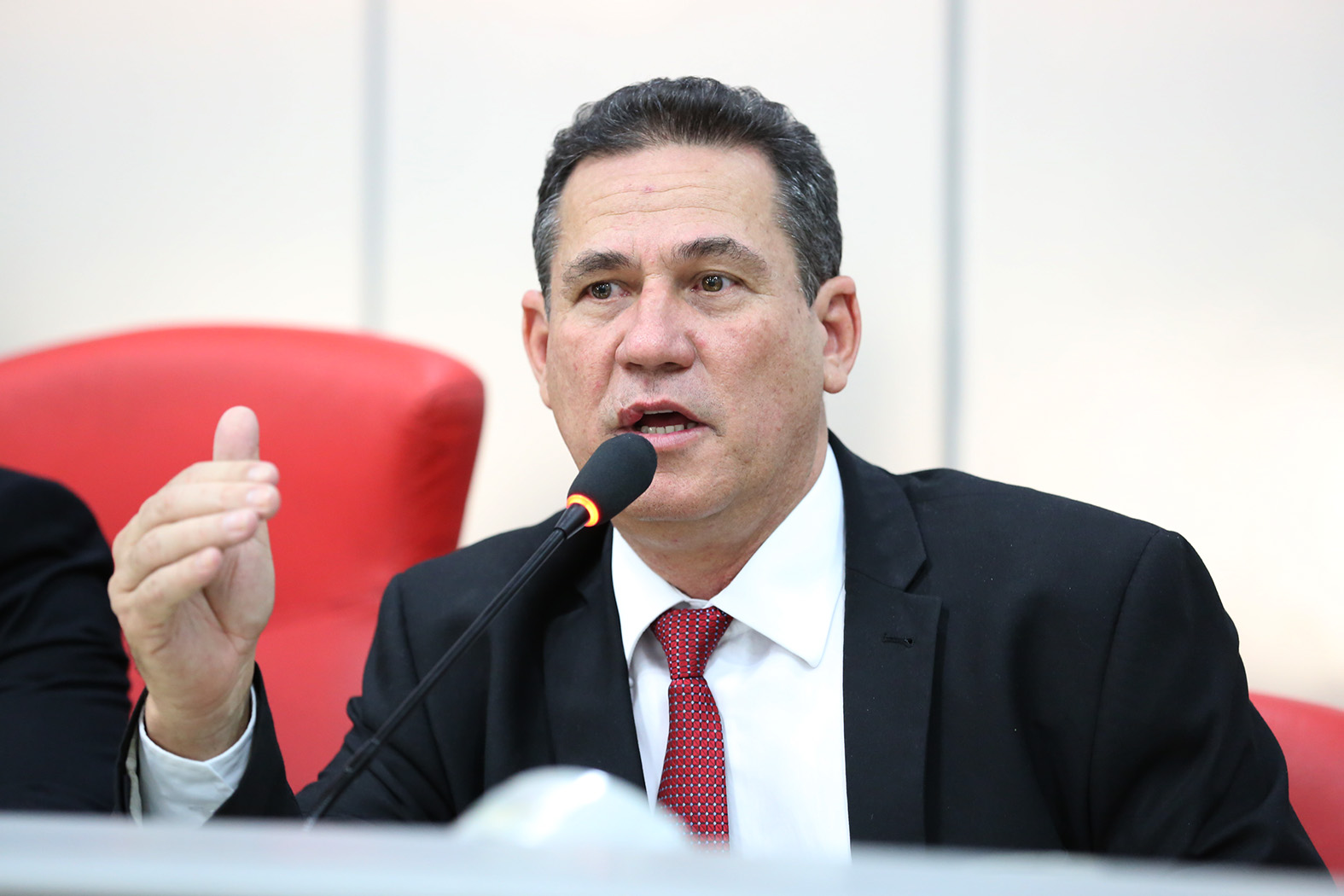 MAURÃO DE CARVALHO DIZ QUE MATÉRIA SOBRE FECHAMENTO DA CASA DE APOIO EM BARRETOS É MENTIROSA E MALDOSA - News Rondônia