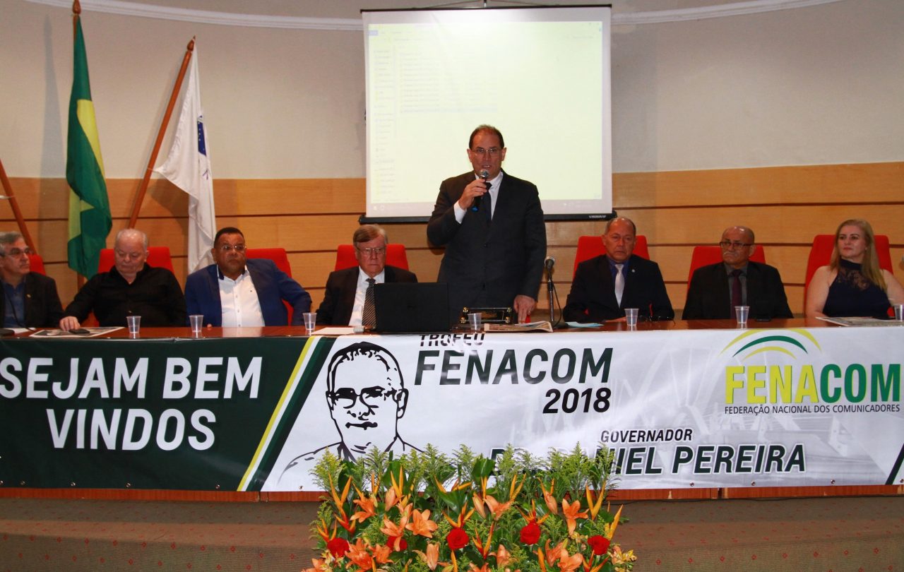 PRÊMIO FENACOM 2018 HOMENAGEIA GOVERNADOR DANIEL PEREIRA PELA GESTÃO - News Rondônia