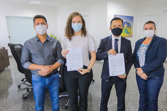 Assembleia Legislativa empossa mais dois servidores aprovados em concurso - News Rondônia