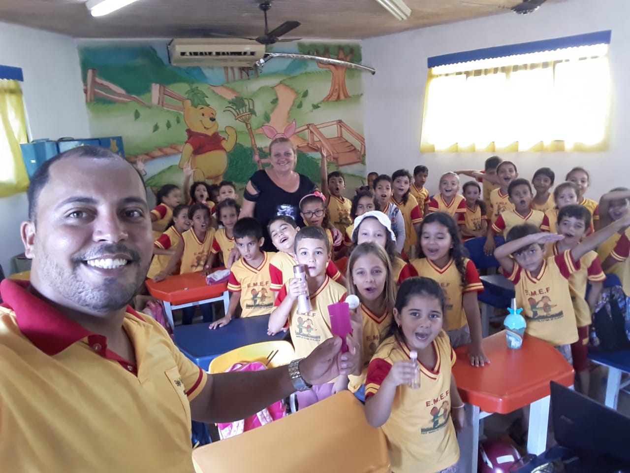 ROLIM DE MOURA - ESCOLA MUNICIPAL PROFESSORA MARIA DE FÁTIMA REALIZA PROJETO ADEUS AO PIOLHO - News Rondônia