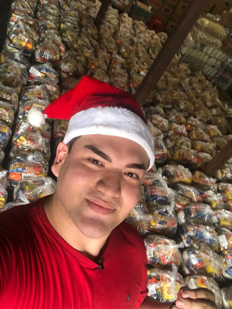PROJETO ANJOS DO BEM REALIZA CAMPANHA NATALINA E ENTREGA 1.500 CESTAS BÁSICAS - News Rondônia