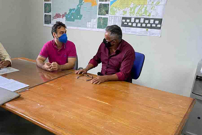 Vereador Valtinho Canuto visita Superintendente dos Distritos e cobra melhoria para a região do baixo madeira - News Rondônia