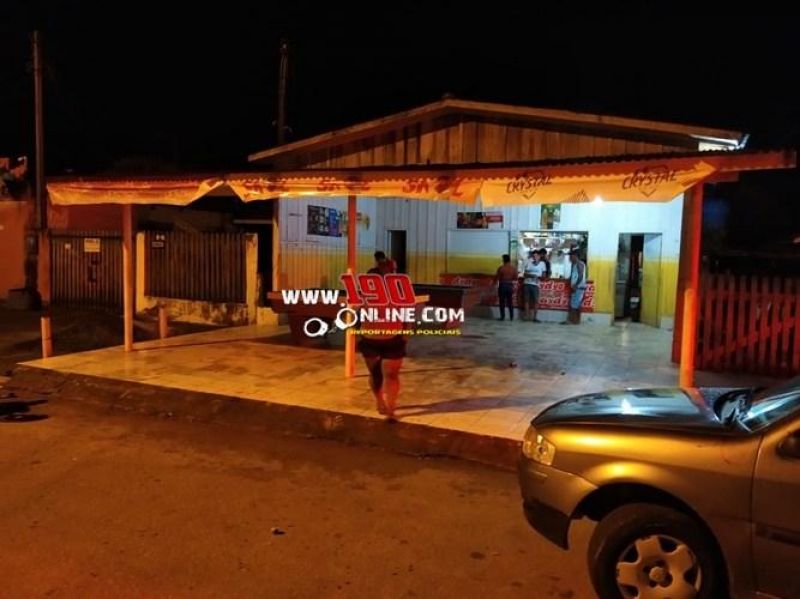 ALTA FLORESTA: DURANTE BRIGA EM BAR, MULHER ATINGE HOMEM COM GOLPES DE CANIVETE - News Rondônia