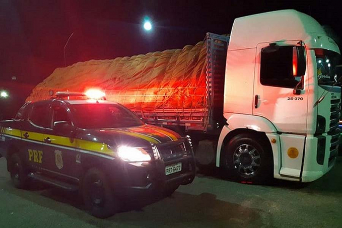 PRF prende caminhoneiro embriagado em Vilhena - News Rondônia