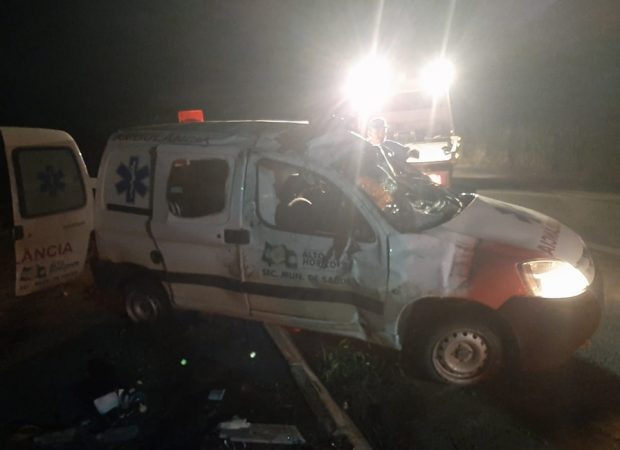 CAPOTAMENTOS: GRÁVIDA MORRE APÓS AMBULÂNCIA SE ENVOLVER EM ACIDENTE DE TRÂNSITO - News Rondônia