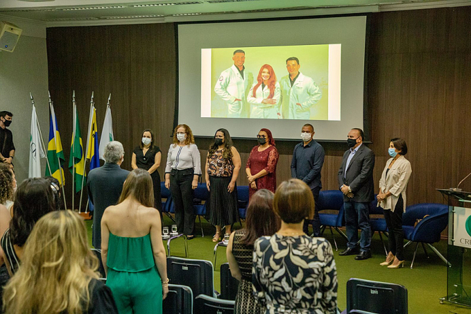 Programa de Residência Médica da Maternidade Municipal Mãe Esperança forma três novos especialistas - News Rondônia
