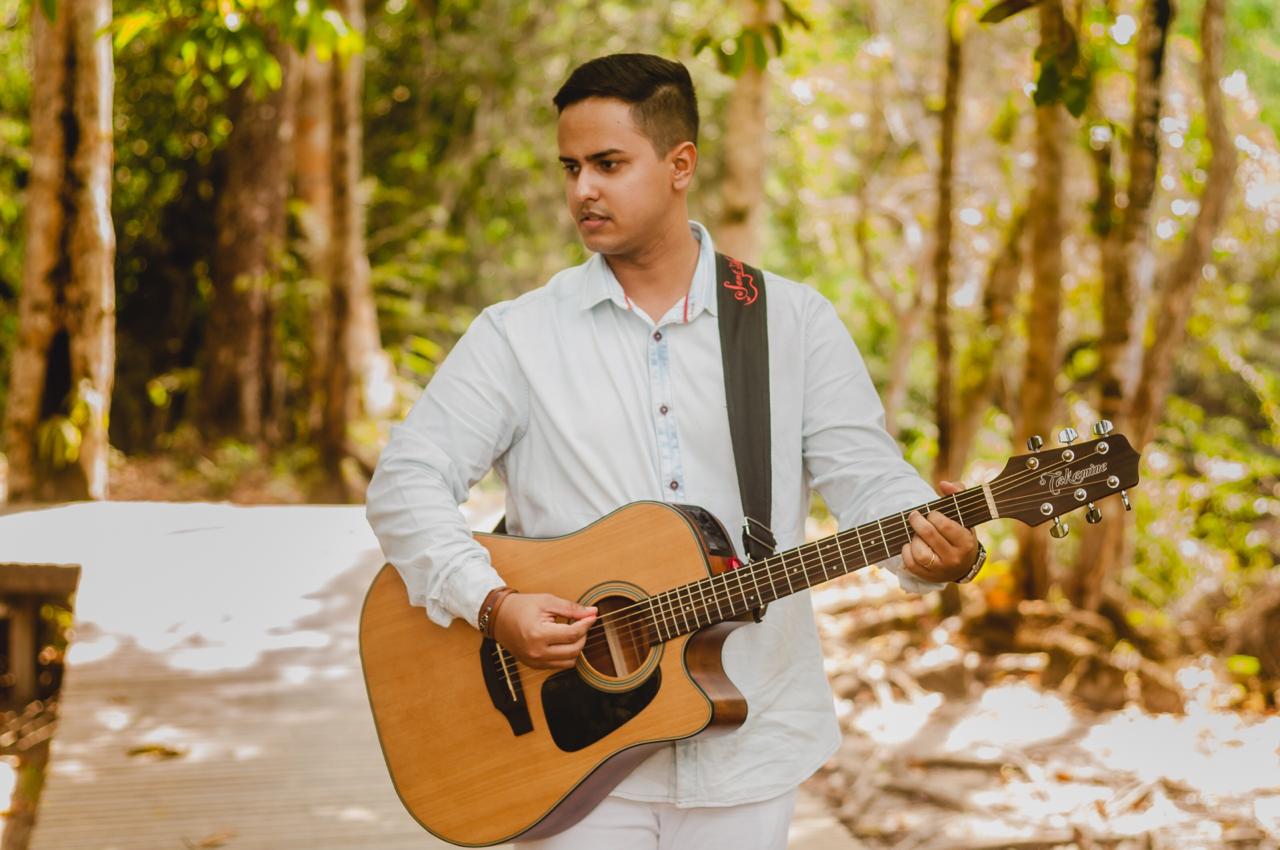 É DE RONDÔNIA  EX CANTOR SERTANEJO MUDA O RAMO MUSICAL E SE DEDICA A CARREIRA GOSPEL - News Rondônia