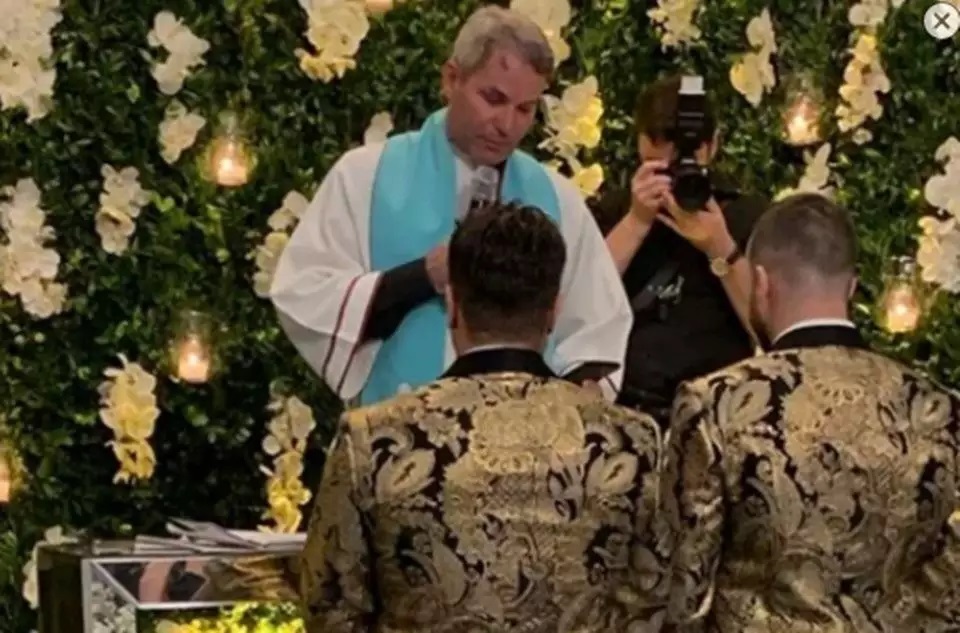 PASTOR DESABAFA APÓS SER CRITICADO POR REALIZAR CASAMENTO GAY - News Rondônia