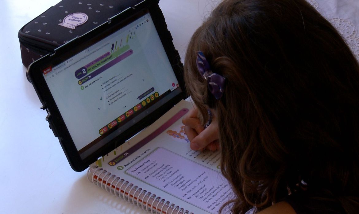 Governo veta lei que dá a estudantes acesso gratuito à internet - News Rondônia