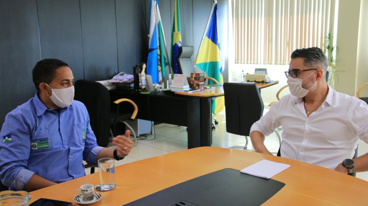 Eyder Brasil entrega emendas parlamentares em Ariquemes e Cacaulândia - News Rondônia