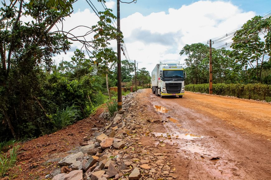 ESTRADA BELMONTE: QUANTO MAIS PEDRAS, MELHOR: NO PRÓXIMO VERÃO, DER ASFALTA ROTA PORTUÁRIA DE PORTO VELHO - News Rondônia