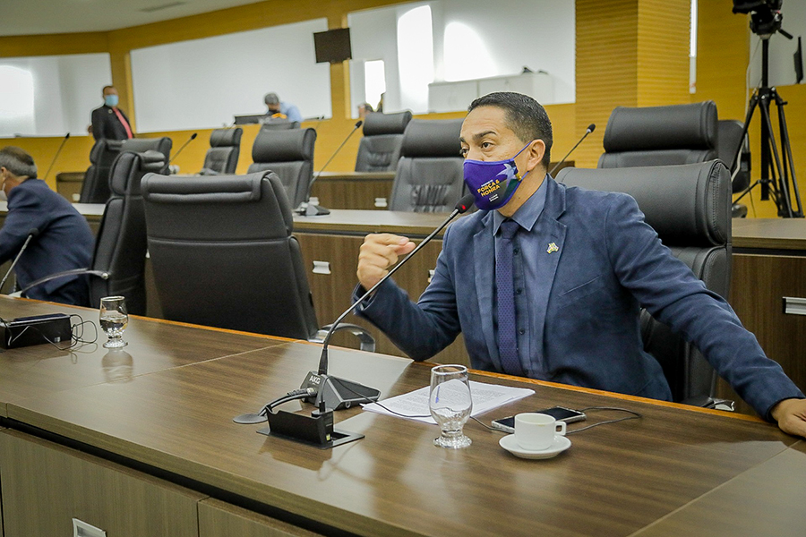 Lei do Deputado Eyder Brasil que Combate o Abandono aos Animais é sancionada - News Rondônia