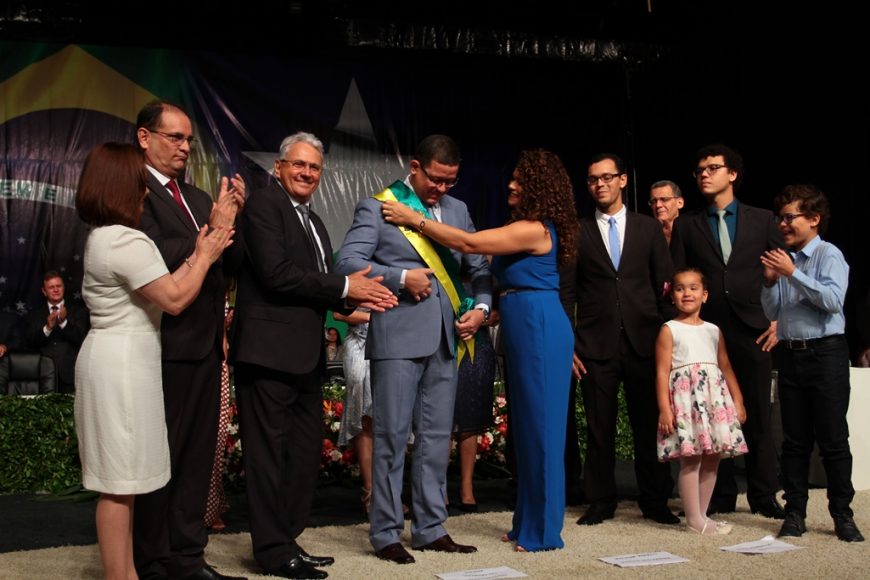 LENHA NA FOGUEIRA: NOVO GOVERNO ESTÁ NO CAMINHO CERTO OU NÃO - News Rondônia