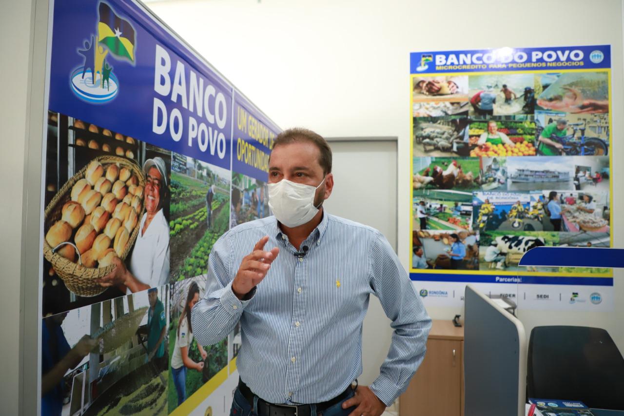 Prefeito inaugura posto do Banco do Povo no Prédio da Prefeitura - News Rondônia