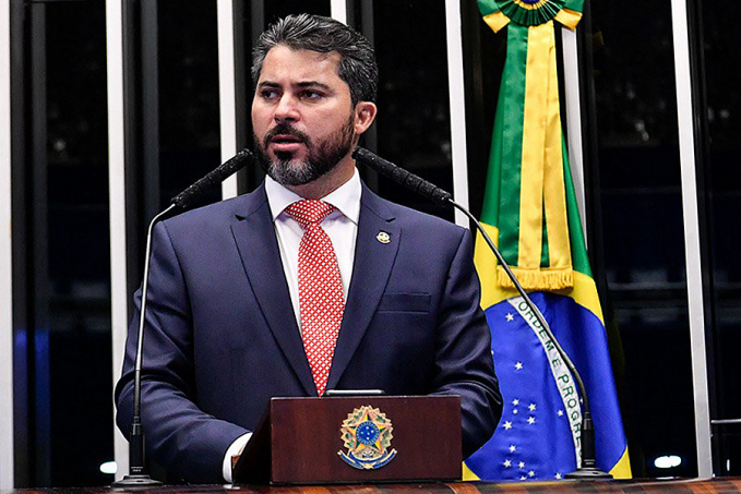Senador de Rondônia comemora convocação de Governador do AM em dia operação da PF - News Rondônia