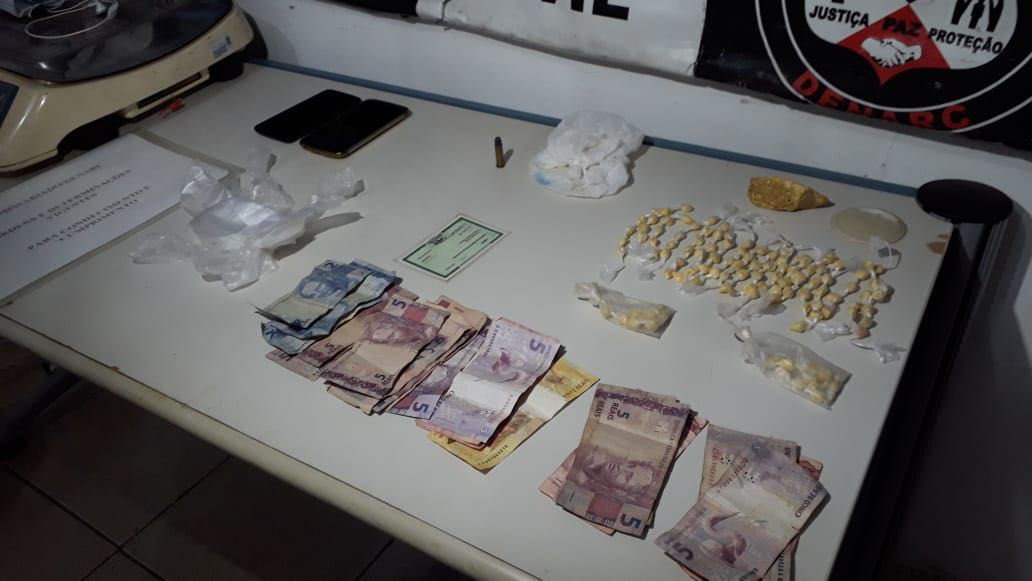 SUSPEITO DE TRÁFICO DE DROGAS É PRESO POR AGENTES DO DENARC NO BAIRRO APONIÃ - News Rondônia