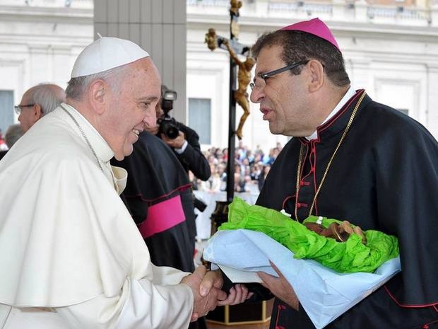 PAPA ACEITA DEMISSÃO DE BISPO DE LIMEIRA, SUSPEITO DE ACOBERTAR ABUSOS DE MENORES - News Rondônia