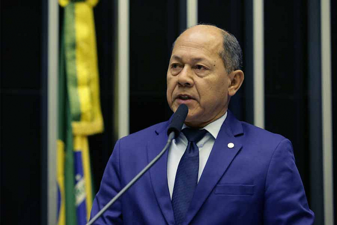 Após emenda do deputado Coronel Chrisóstomo, obras na rua Farrapos segue em ritmo acelerado - News Rondônia