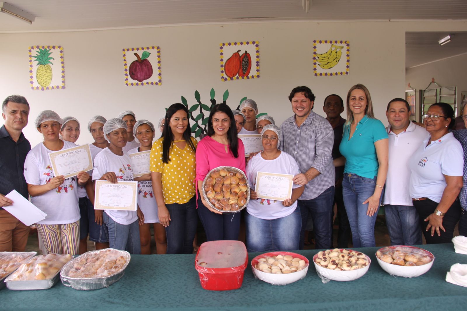 MULHERES DO DISTRITO RIOZINHO CONCLUEM CURSO DE PANIFICAÇÃO EM CACOAL - News Rondônia