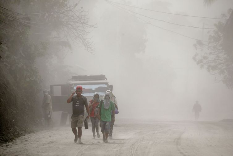 FILIPINAS ELEVA NÍVEL DE ALERTA PORQUE VULCÃO PODE ENTRAR EM ERUPÇÃO - News Rondônia