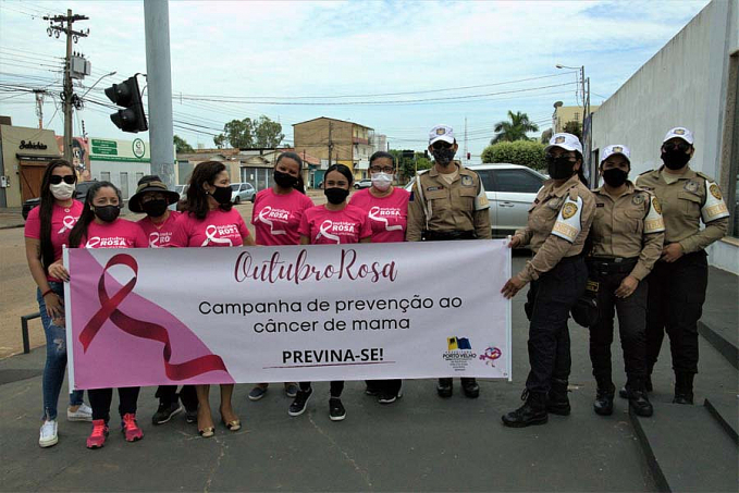 OUTUBRO ROSA - Mulheres em situação de rua recebem orientação sobre prevenção ao câncer de mama e do colo do útero - News Rondônia