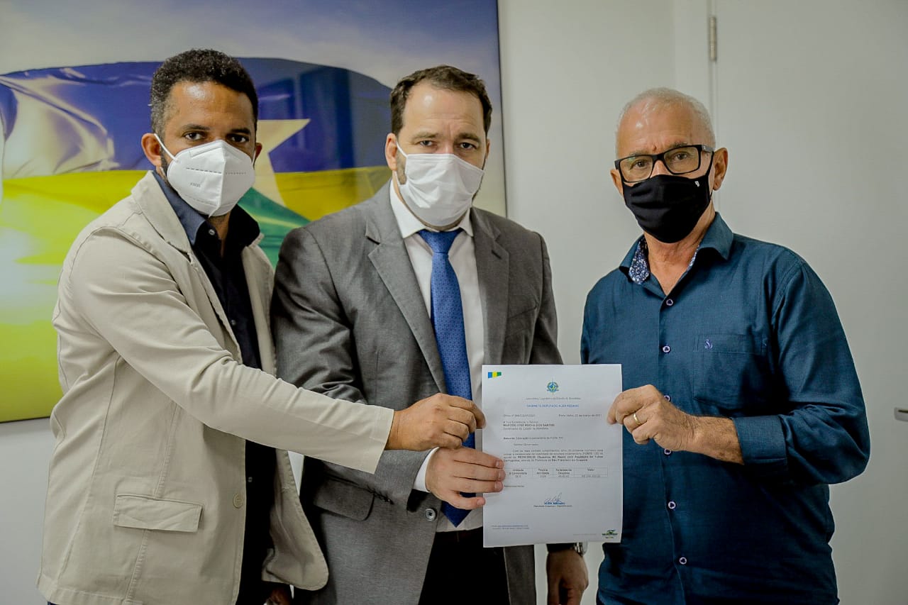 São Francisco do Guaporé terá R$ 200 mil para compra de tubos corrugados, através de emenda de Alex Redano - News Rondônia