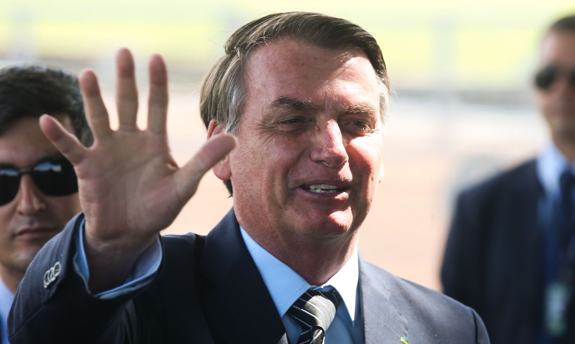 BOLSONARO DESTACA TRABALHO DE RECUPERAÇÃO DE RODOVIAS NO CARNAVAL - News Rondônia