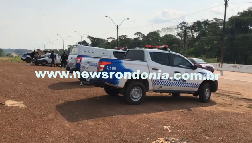 CERCO: PM e PRF fazem abordagem em carro e mulher é presa com munições em residencia na capital - News Rondônia