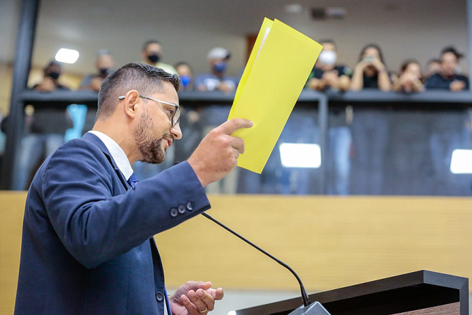VALORIZAÇÃO  Deputado Anderson Pereira emite parecer favorável a projeto e PCCR da FEASE é aprovado; Policia Penal também precisa ser valorizada - News Rondônia