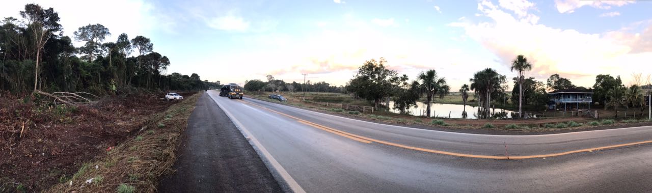 COLISÃO DE VAN E CAMINHONETE DEIXA 27 FERIDOS NA BR-364 - News Rondônia