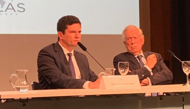 MORO DIZ TER ACEITADO CONVITE DE BOLSONARO PORQUE CANSOU DE LEVAR BOLA NAS COSTAS - News Rondônia