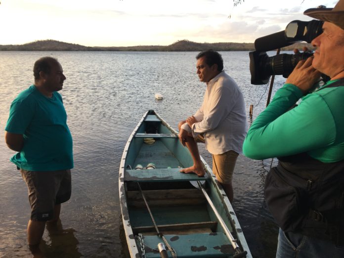 NO DOMINGO SHOW, GERALDO LUÍS CONHECE PESCADOR QUE SONHA SER RECONHECIDO PELO PAI FAMOSO - News Rondônia