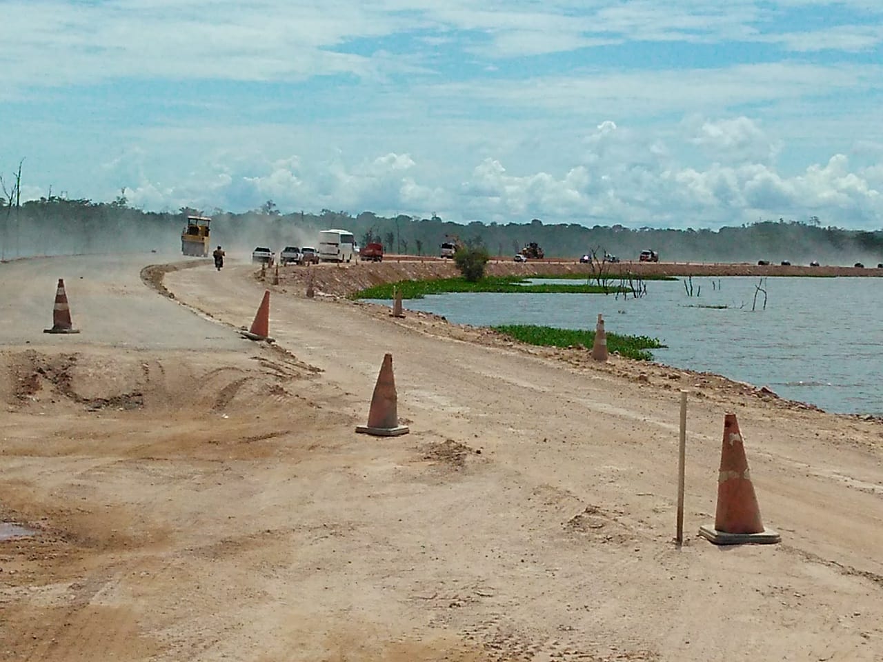 BR-364: 'OBRA DE ELEVAÇÃO DO KM 851 AO 876 ESTÁ QUASE CONCLUÍDA', AFIRMA DNIT - News Rondônia
