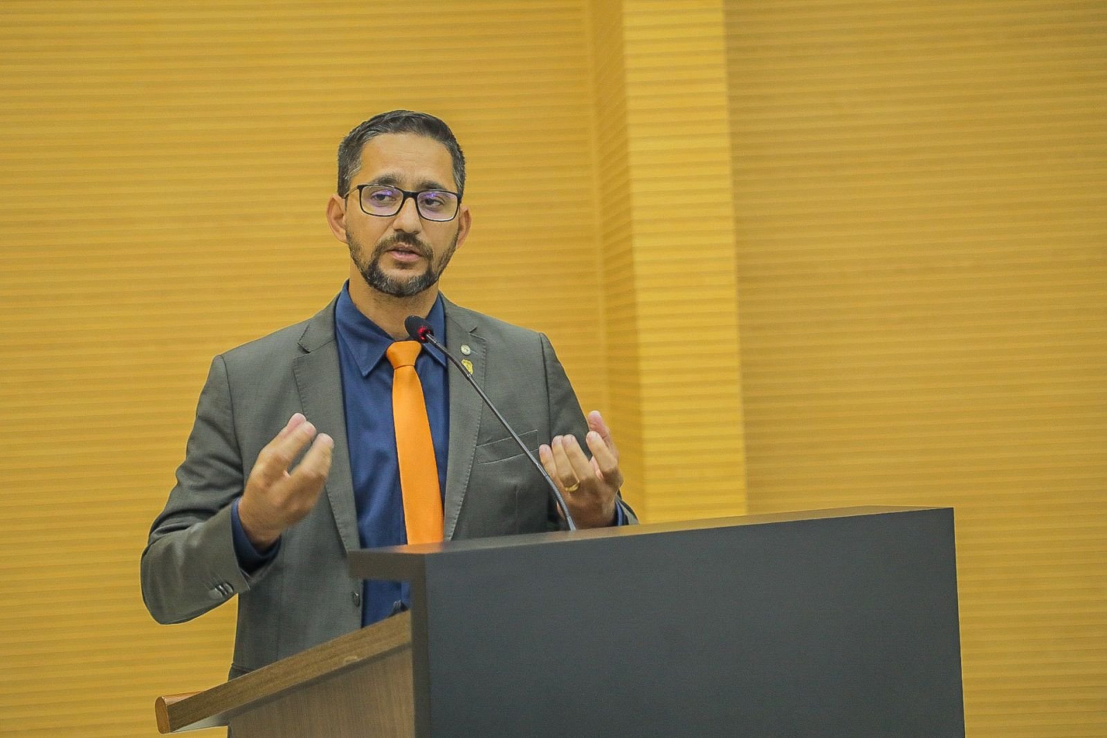Governo atende deputado Anderson e libera vacinação da Covid para todos os profissionais das forças de segurança em RO - News Rondônia